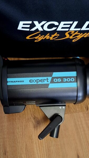 Blitz-uri de studio Dynaphos Expert QS 300W (set doua bucati)